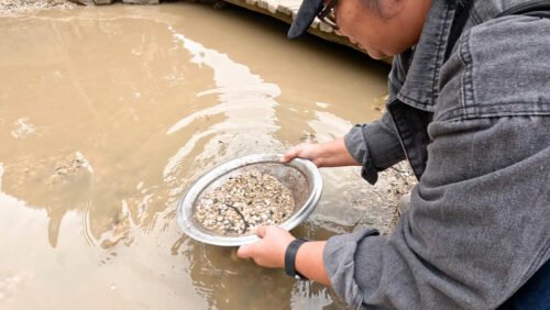 How Bentonite Clay is Used for Water Purification