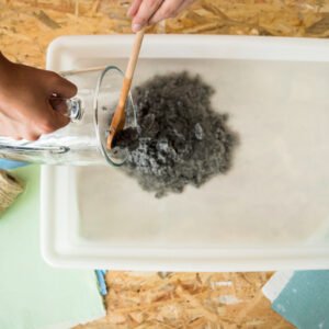 How to Use Desiccant Bentonite Clay for a Laptop